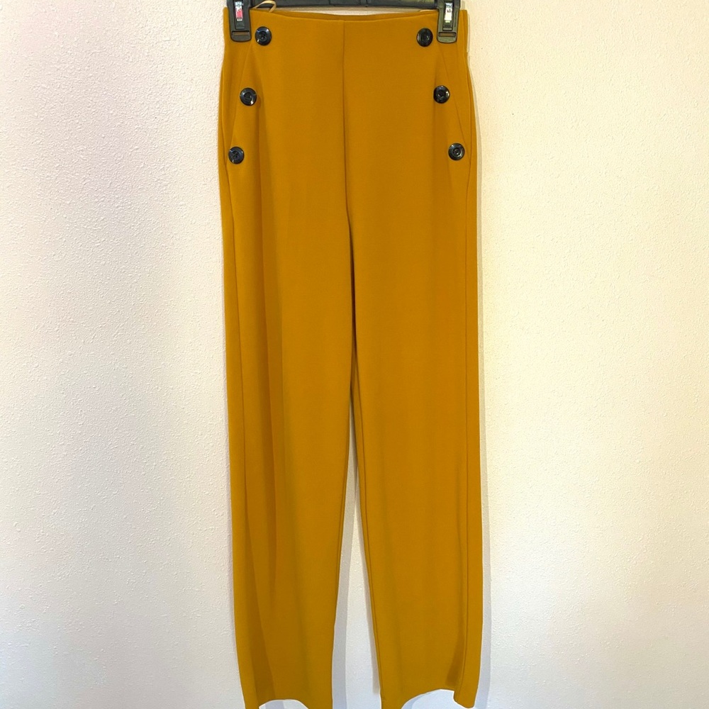 Yellow pants